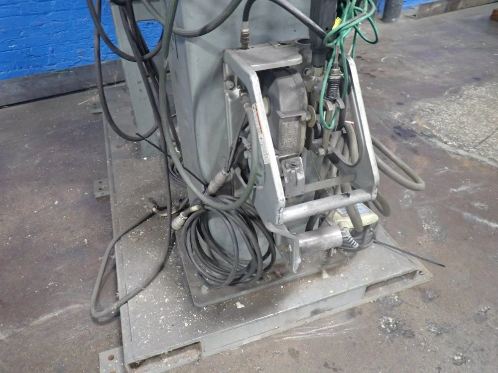 Otc Dainen Corp.Welding Robot - Irb-573